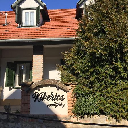 Kikerics Vendeghaz Bed & Breakfast Villány Exterior photo